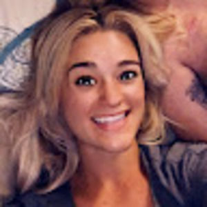 Meet your Posher, Alexandra